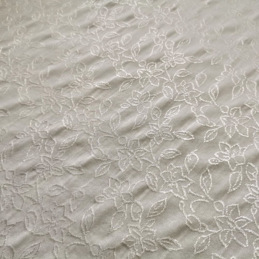 Elastický úplet 10584/21 bílý